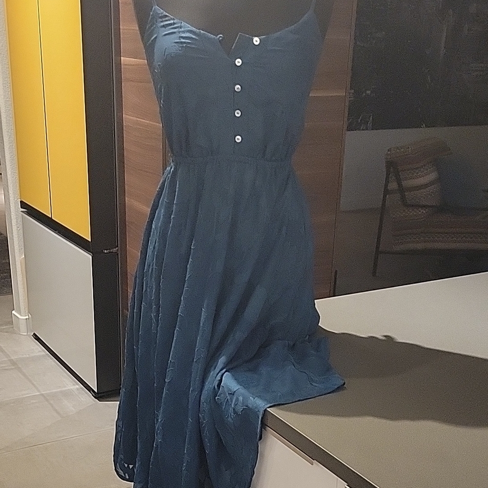 Elegant Blue Sleeveless Dress